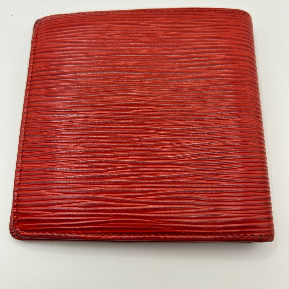 Louis Vuitton Red Leather Epi Wallet - Picture 2 of 9